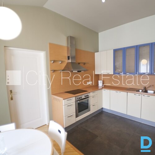 Izīrē dzīvokli Rīgā