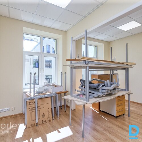 Biroja telpas pie Visvalža ielas