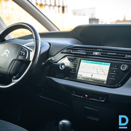 Pārdod Citroen C4 Picasso 1.2i, 2017 Pārdod Citroen C4 Picasso 1.2i, 2017