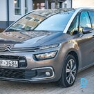 Продается Citroen C4 Picasso 1.2i, 2017 год выпуска.