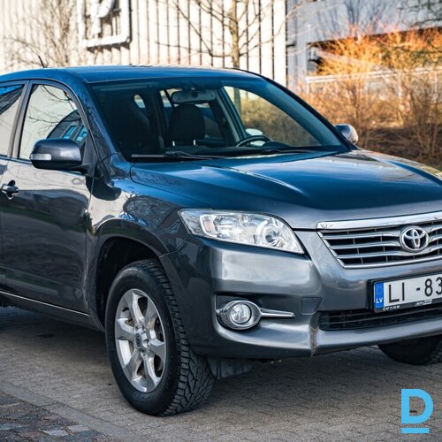 Pārdod Toyota Rav4 2.2d, 2010
