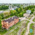 Служебное здание на улице Локомотив 71.